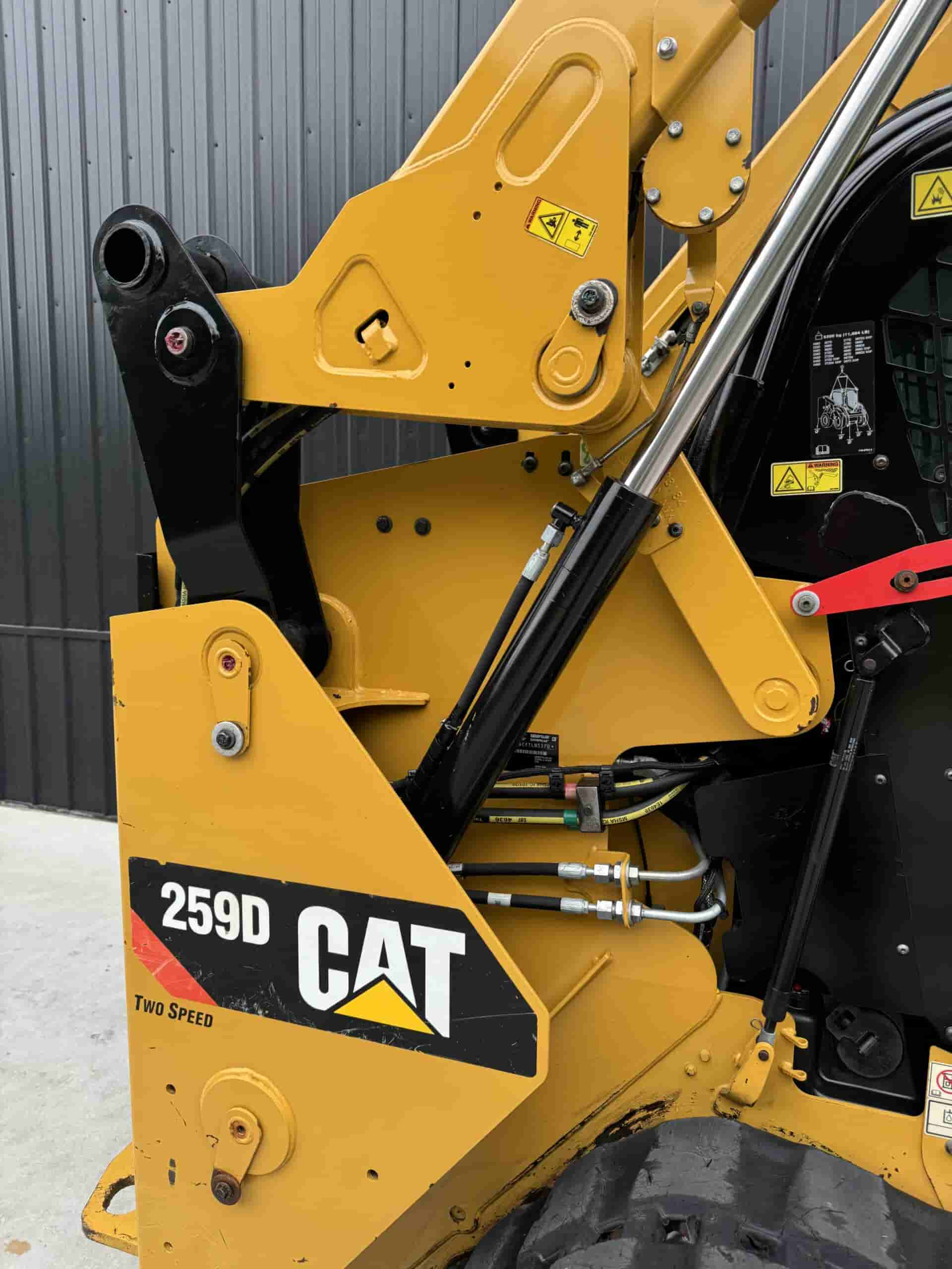 2015 CAT 259D
